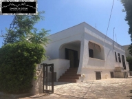 casa indipendente in affitto ad Ostuni