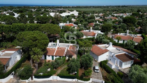 casa indipendente in affitto ad Ostuni in zona Rosa Marina