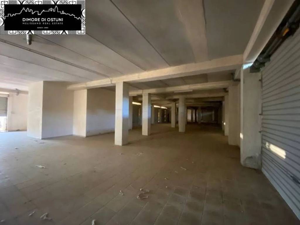 negozio in affitto ad Ostuni