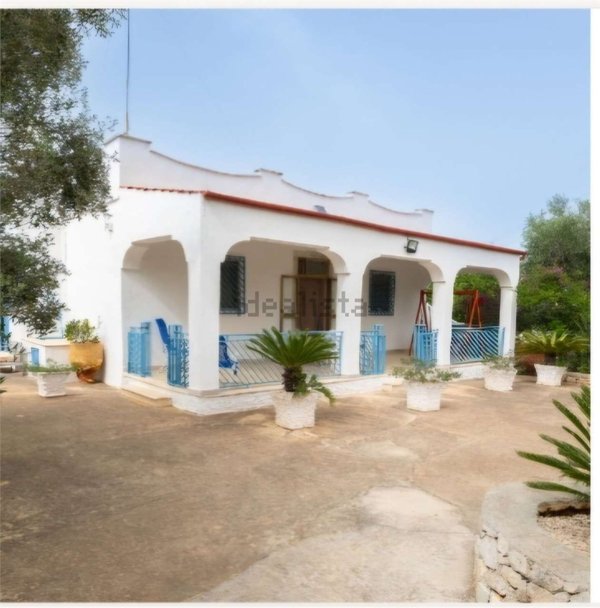 casa indipendente in affitto ad Ostuni