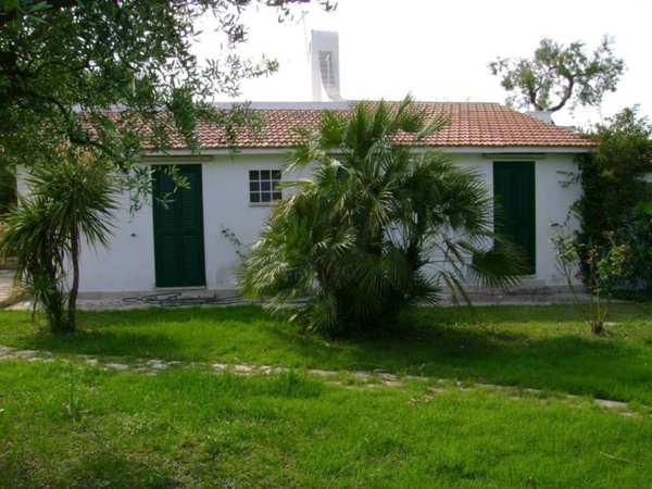 casa indipendente in affitto ad Ostuni in zona Rosa Marina