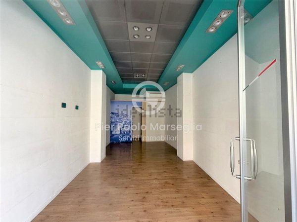 locale commerciale in affitto ad Ostuni