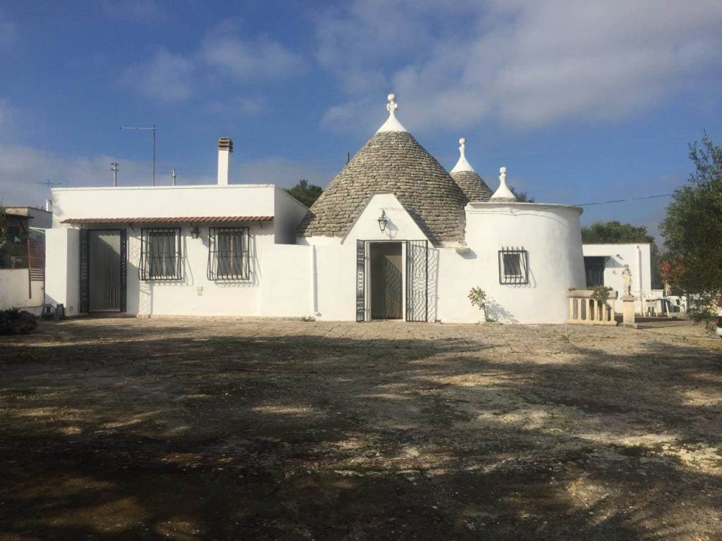 casa indipendente in affitto ad Ostuni