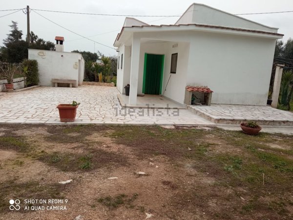 casa indipendente in affitto a San Vito dei Normanni in zona Conforto