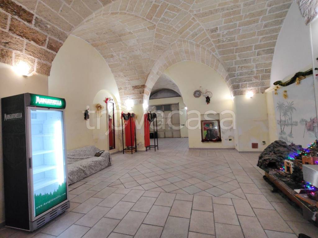 negozio in affitto a Carmiano