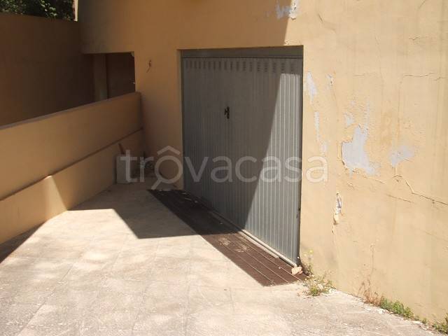 locale commerciale in affitto a Casarano