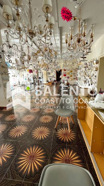 negozio in affitto a Casarano