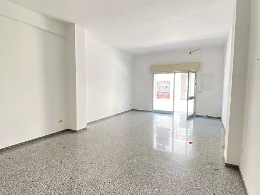 negozio in affitto a Casarano