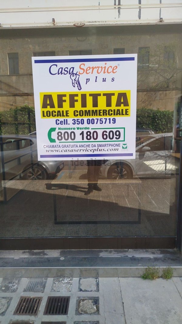 locale commerciale in affitto a Casarano