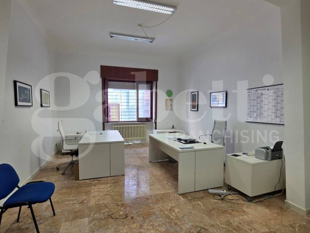 ufficio in affitto a Casarano