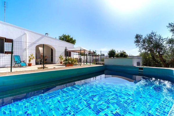 casa indipendente in affitto a Castrignano del Capo in zona Santa Maria di Leuca
