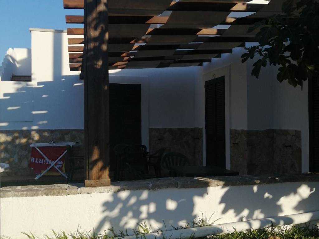 casa indipendente in affitto a Castrignano del Capo in zona Santa Maria di Leuca