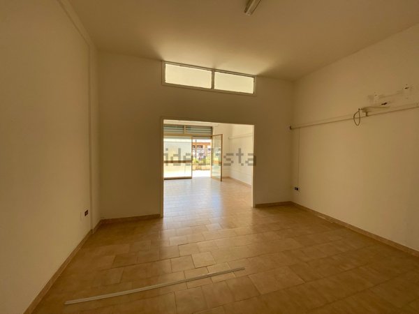 locale commerciale in affitto a Cavallino