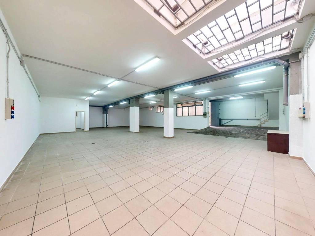 negozio in affitto a Cavallino