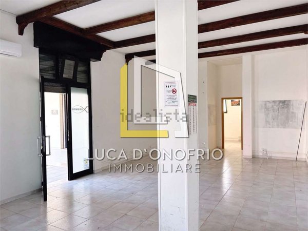 locale commerciale in affitto a Cavallino
