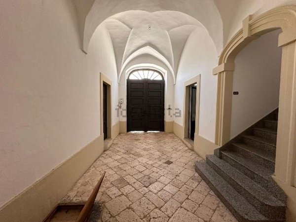 locale commerciale in affitto a Corigliano d'Otranto