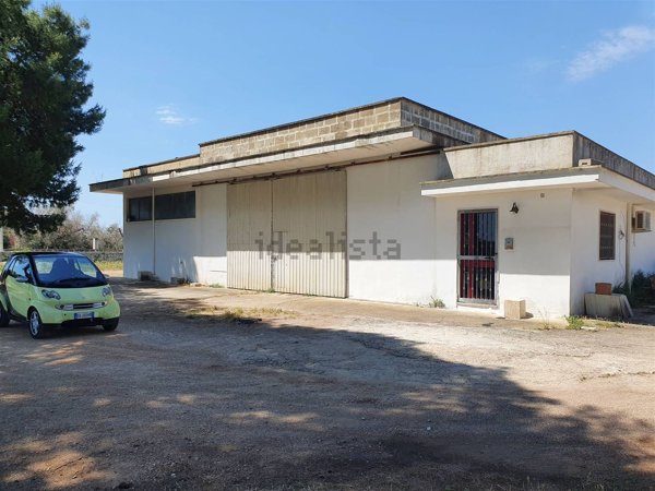 capannone in affitto a Cursi