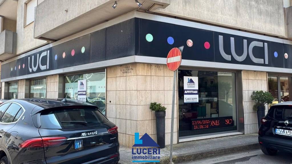 negozio in affitto a Galatina