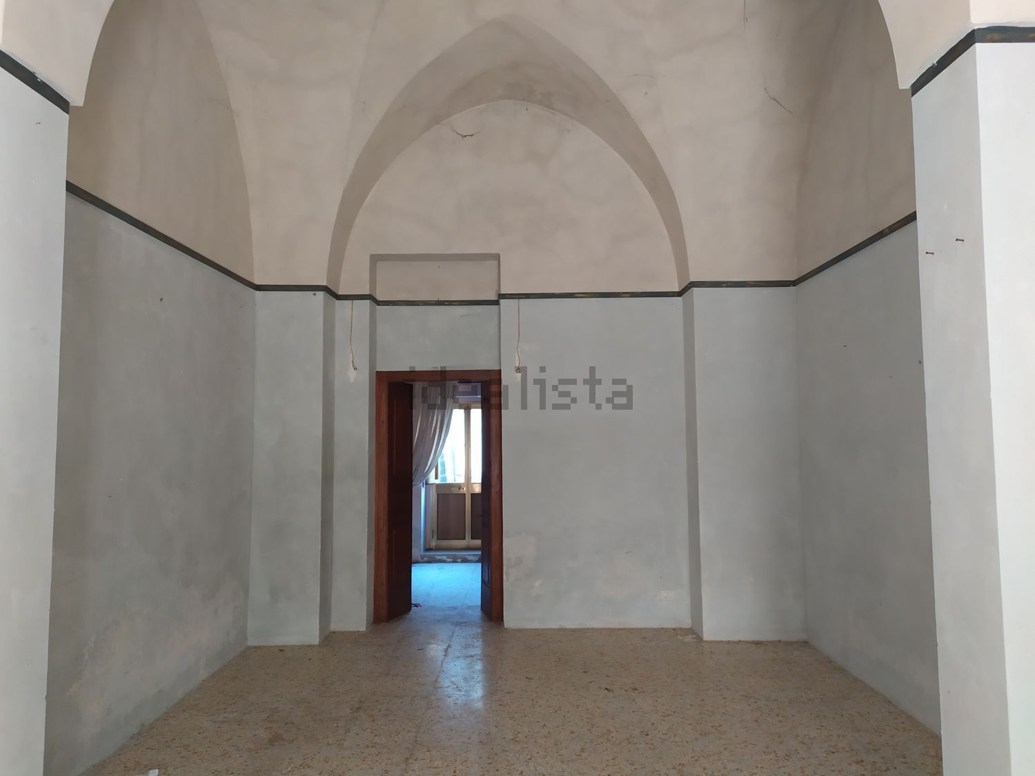 locale commerciale in affitto a Galatina