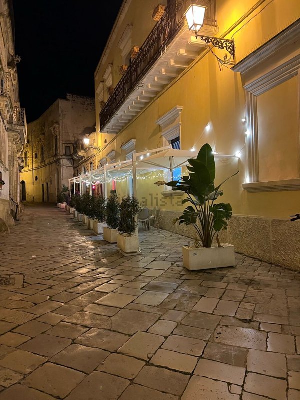 negozio in affitto a Galatina