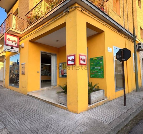 negozio in affitto a Galatina