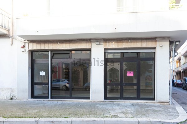 locale commerciale in affitto a Galatone