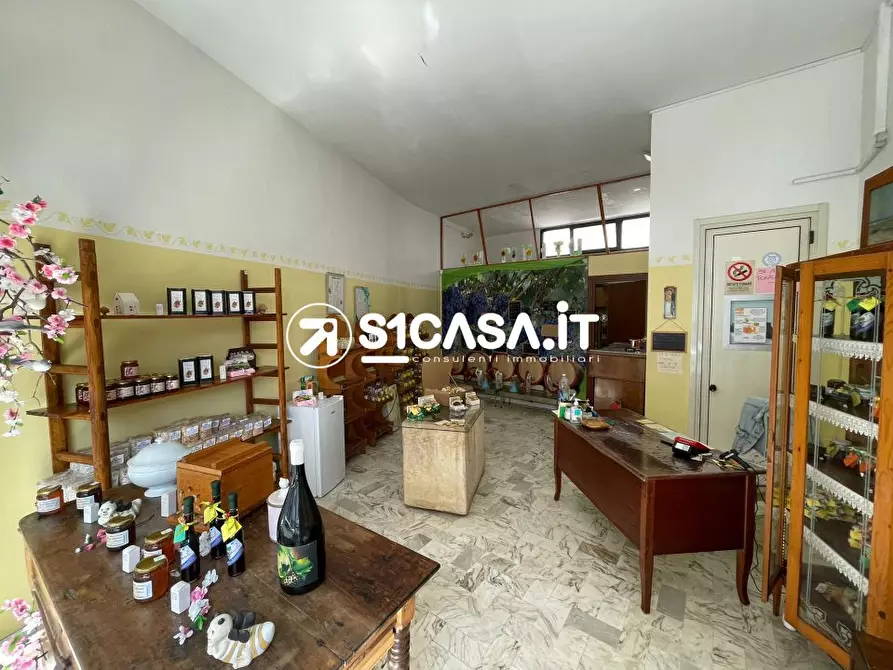 locale commerciale in affitto a Galatone