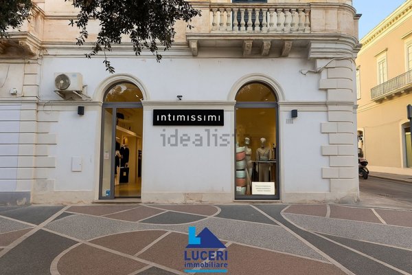 negozio in affitto a Gallipoli