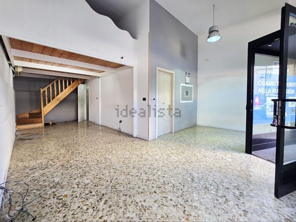locale commerciale in affitto a Gallipoli