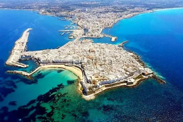 negozio in affitto a Gallipoli