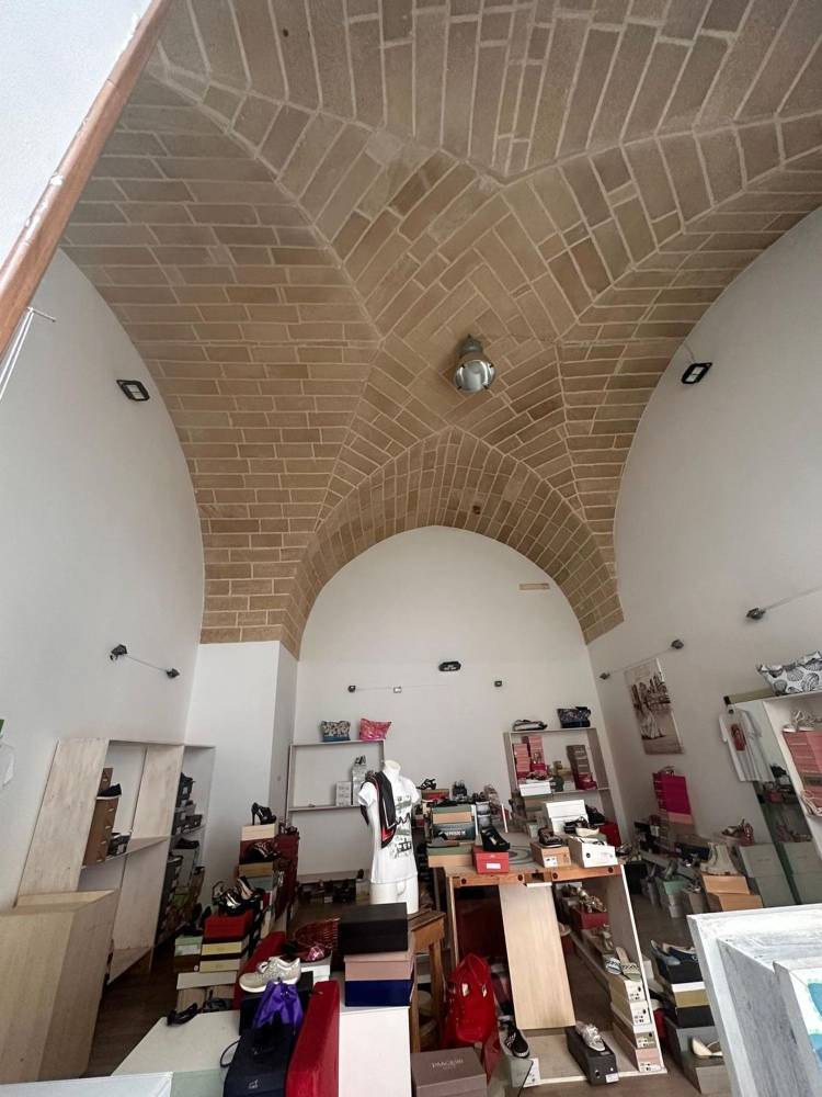 locale commerciale in affitto a Gallipoli