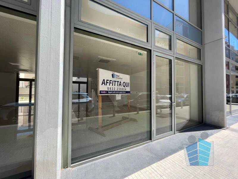 locale commerciale in affitto a Lecce in zona Mazzini