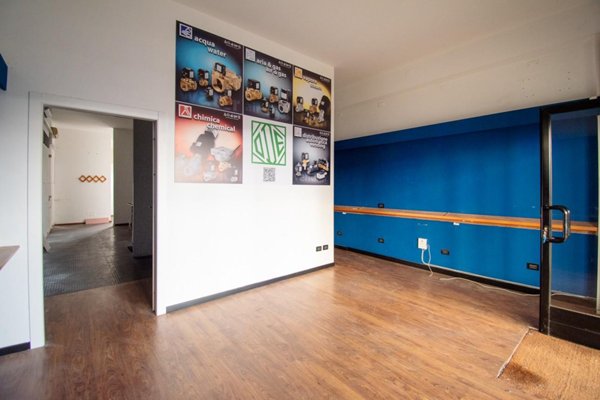 locale commerciale in affitto a Lecce in zona Mazzini