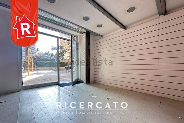 locale commerciale in affitto a Lecce