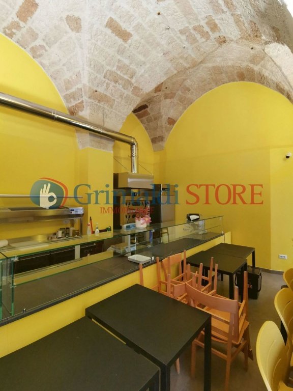 negozio in affitto a Lecce in zona Centro Città