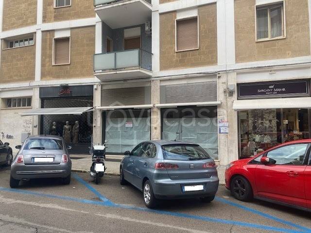 negozio in affitto a Lecce in zona Mazzini