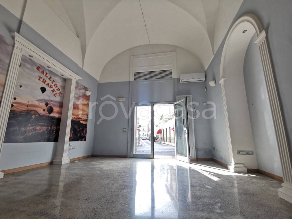 negozio in affitto a Lecce in zona Centro Città