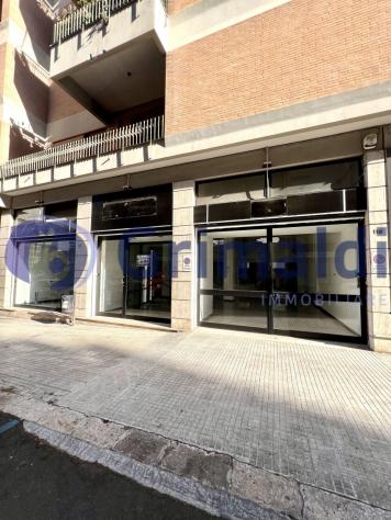 negozio in affitto a Lecce in zona Centro Città