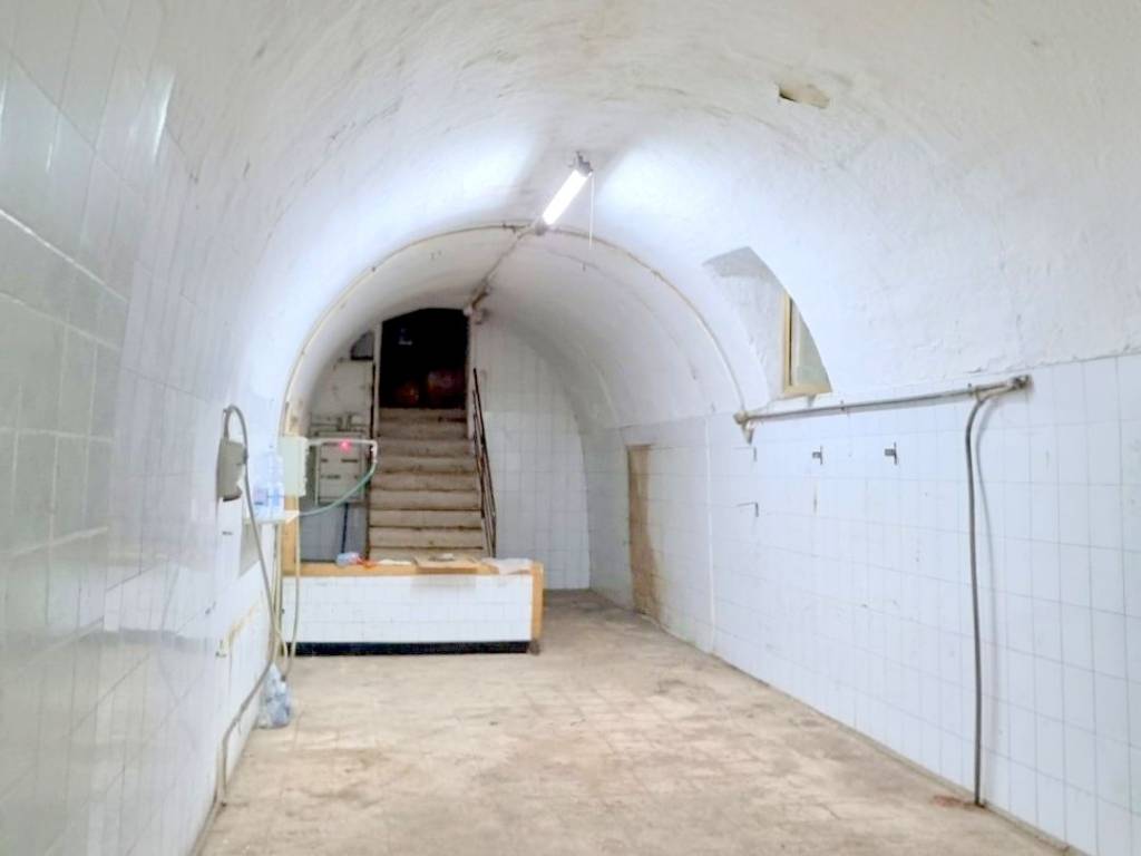 locale commerciale in affitto a Lecce in zona Leuca