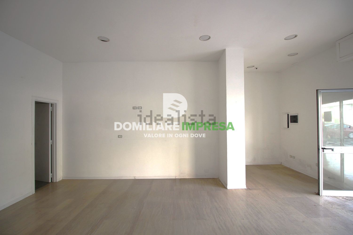 locale commerciale in affitto a Lecce