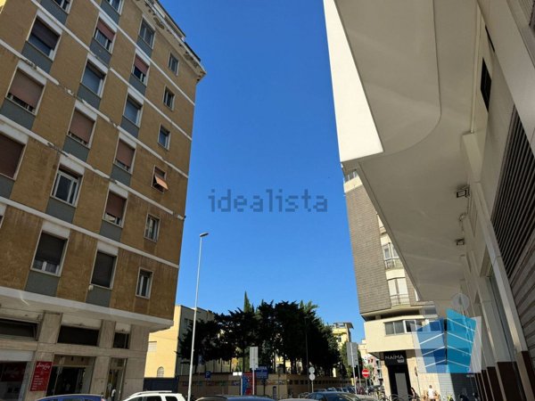 locale commerciale in affitto a Lecce in zona Centro Città