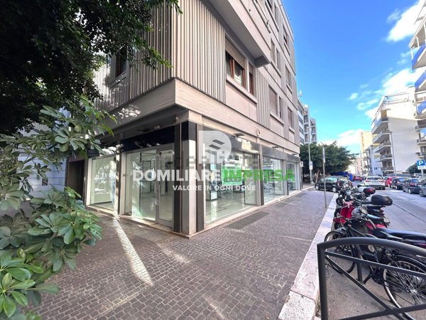 locale commerciale in affitto a Lecce in zona Mazzini