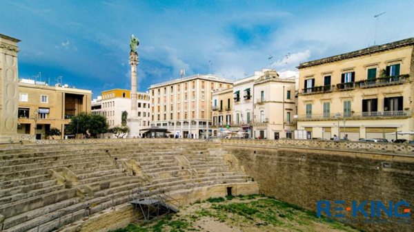 negozio in affitto a Lecce in zona Centro Città