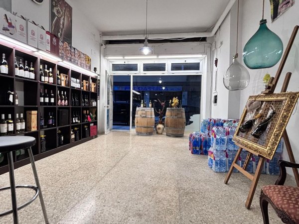 locale commerciale in affitto a Lecce