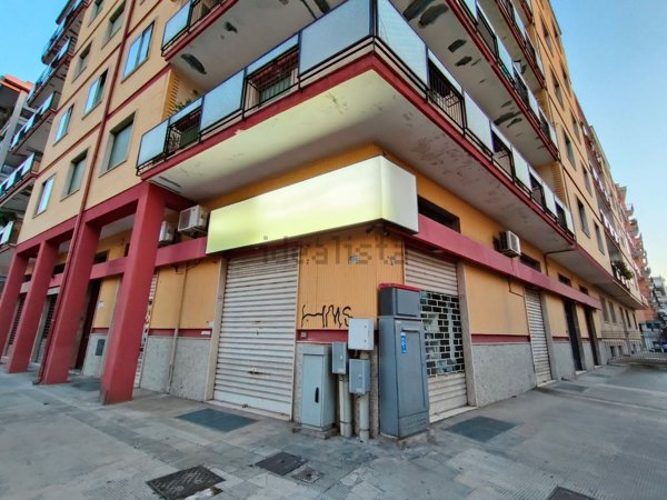 locale commerciale in affitto a Lecce