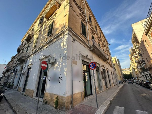 locale commerciale in affitto a Lecce in zona Mazzini
