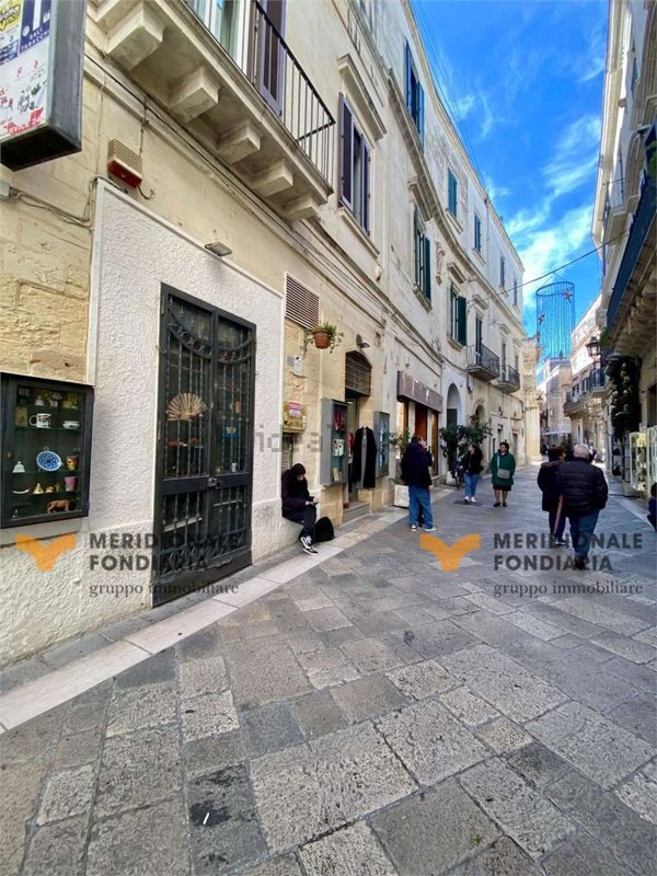 negozio in affitto a Lecce in zona Centro Città