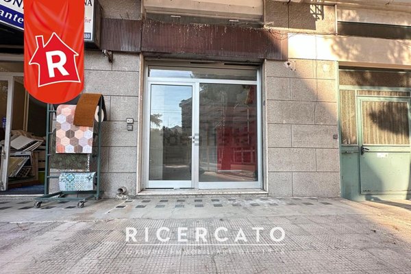 locale commerciale in affitto a Lecce