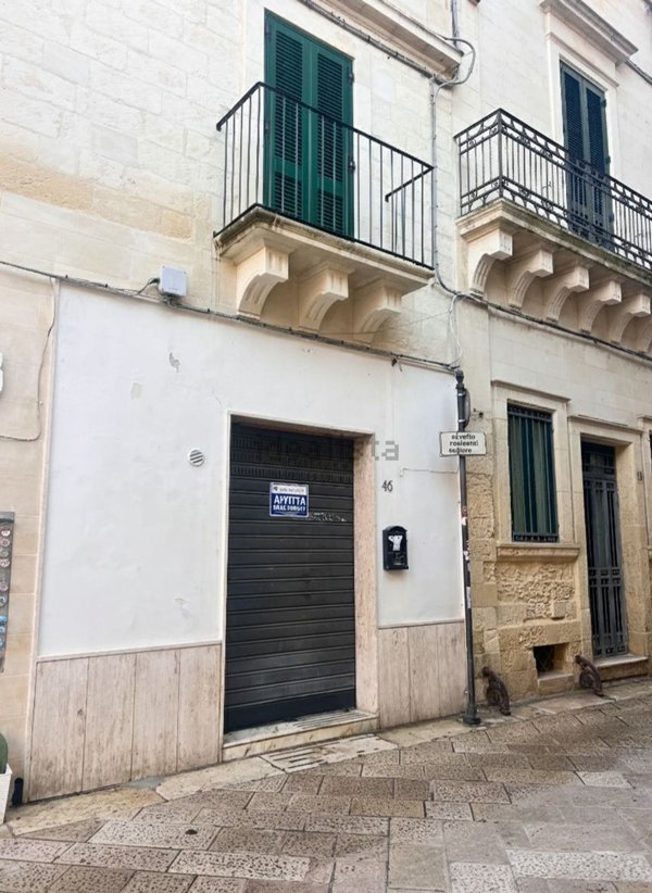 locale commerciale in affitto a Lecce