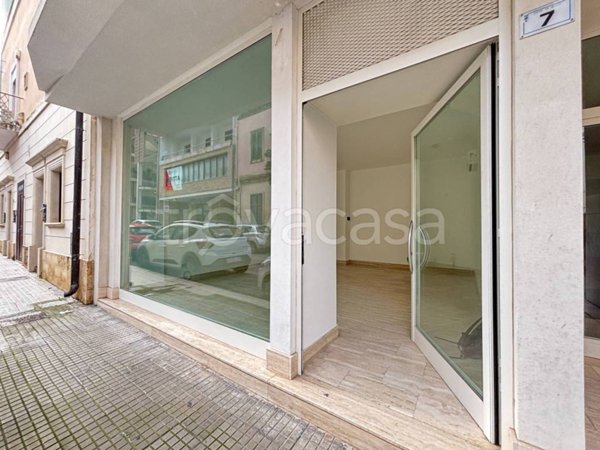 negozio in affitto a Lecce in zona Mazzini